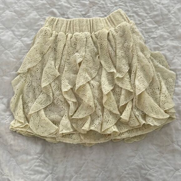 Lacy frilly skirt by blue asphalt size Small off white - Picture 1 of 4